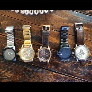 Lot of 5 Nixon watches gently used 51 - 30 48 - 20